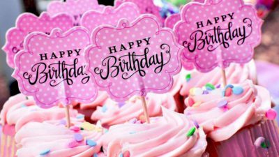 Что подарить начальнице на день рождения - идеи в готовых списках